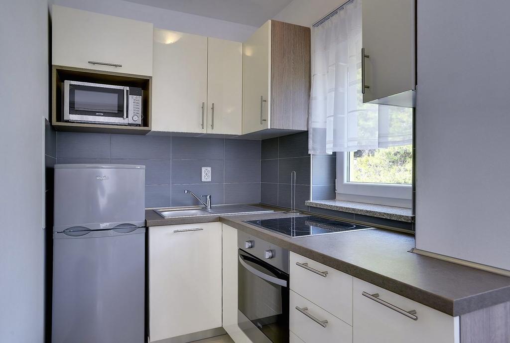 Apartments Kralj 梅杜林 外观 照片